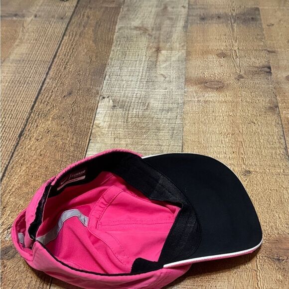 Nike Hat Feather Light Dri-Fit Vented Pink Adjustable Hat/Cap Tennis Running - Picture 6 of 8